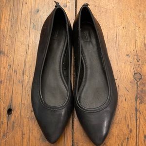 Frye Flats